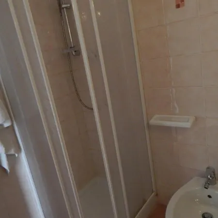 Le Cote Bed and breakfast